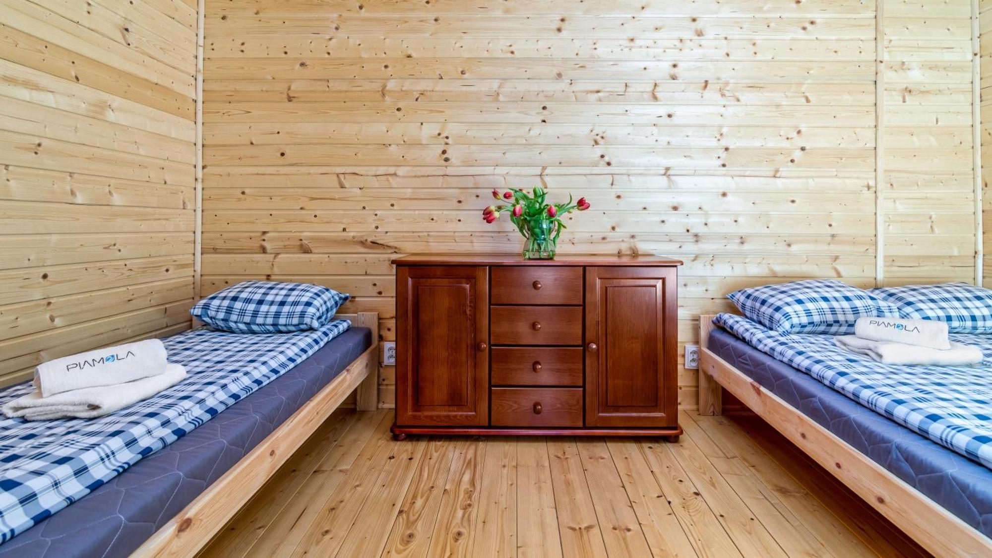 Apartment Elmak Piamola *